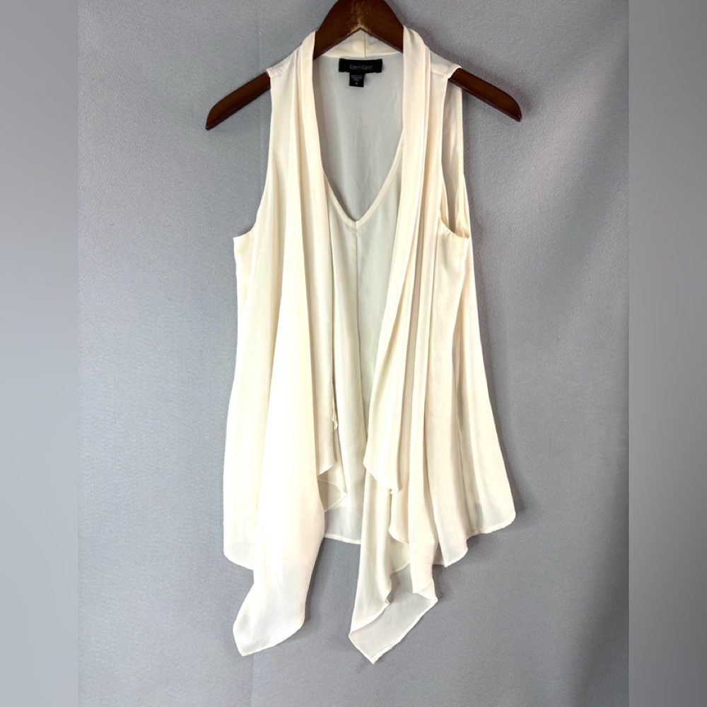 Karen Kane  S  Lagenlook Cream V-Neck Sleeveless Blouse